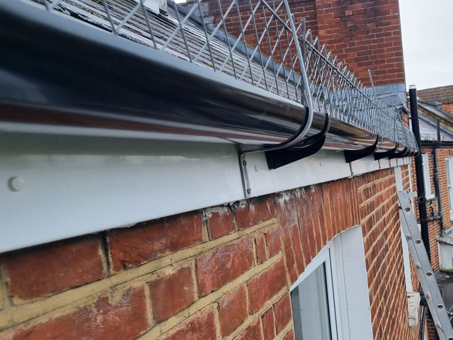 Gutter fascia replacement | Fascia and Sofifts